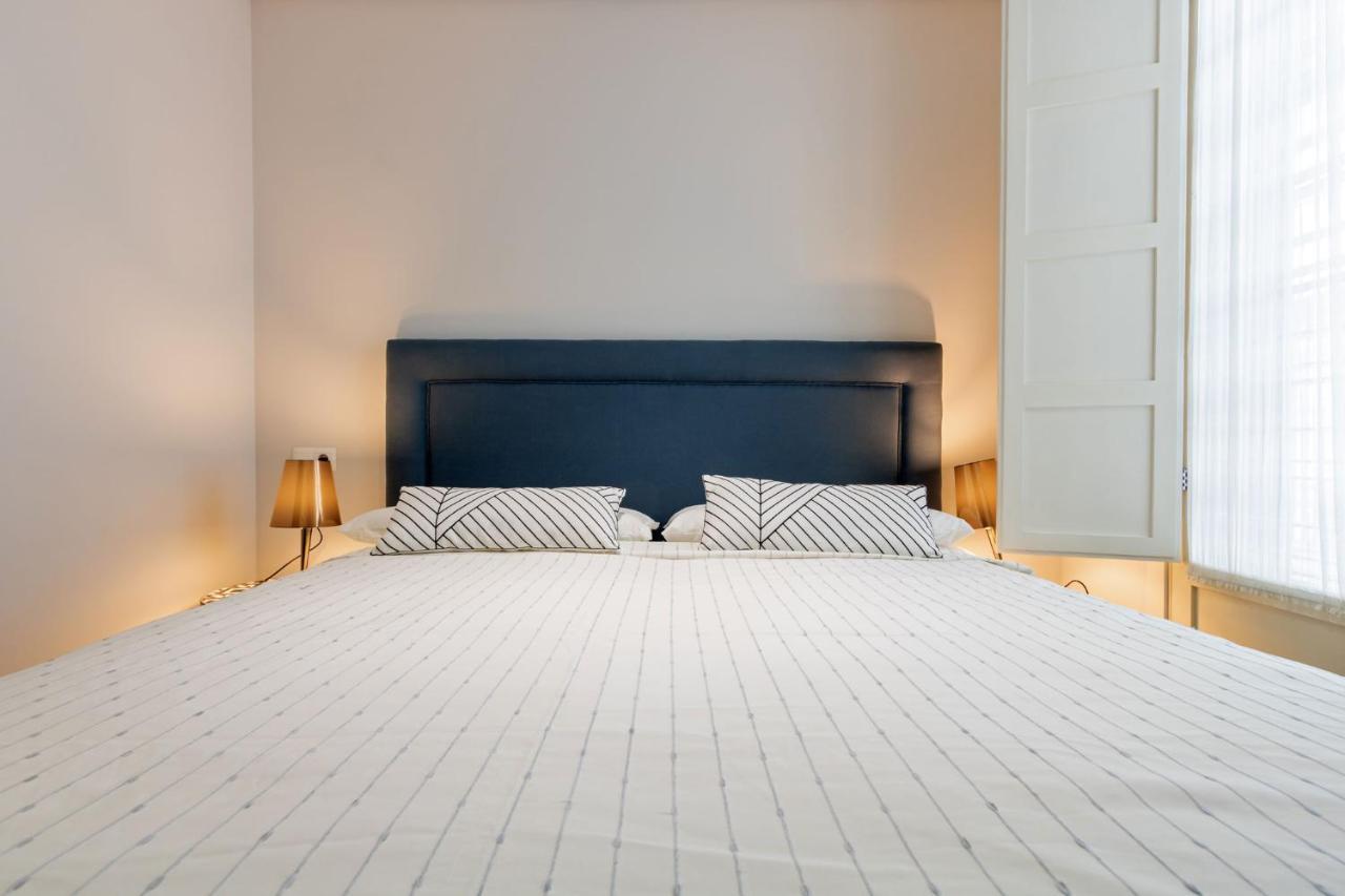 Апартаменты Alkazar Gardens Old Town 6 Pax Севилья Экстерьер фото