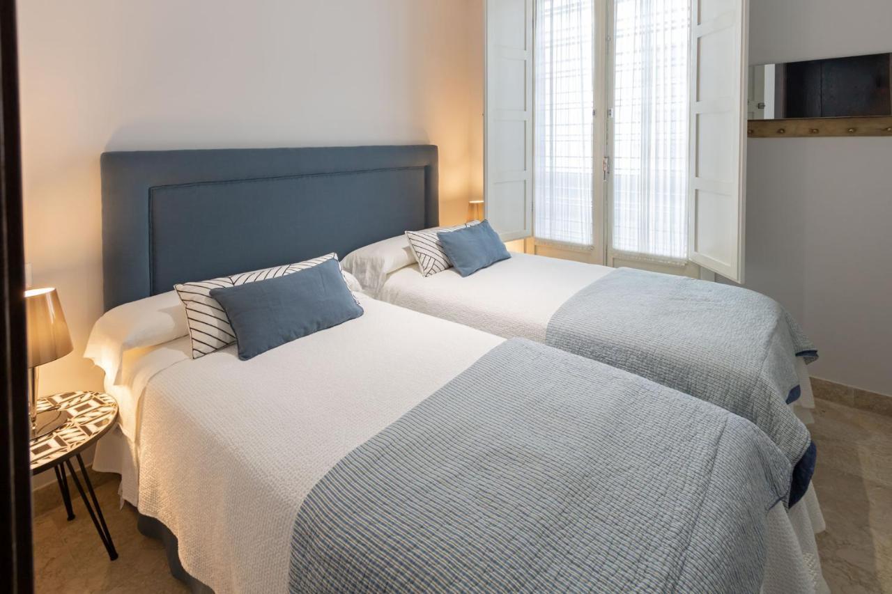 Апартаменты Alkazar Gardens Old Town 6 Pax Севилья Экстерьер фото
